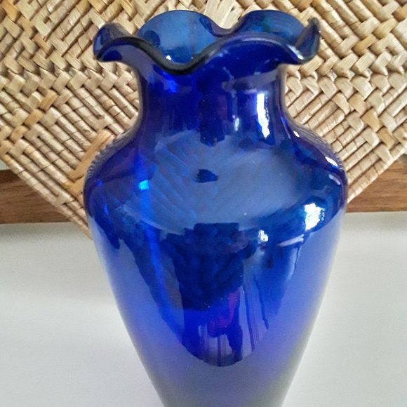 Vintage Cobalt Blue Glass Vase with Ruffled Rim - Picture 1 of 5